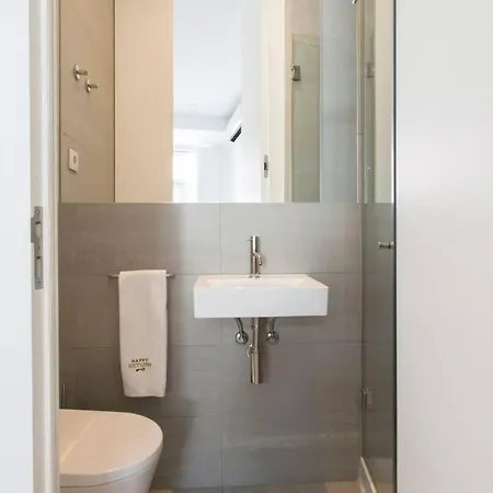 Apartment снеск Q,r-с0de First -,-sao Francisco Apart In Baixa Chiado